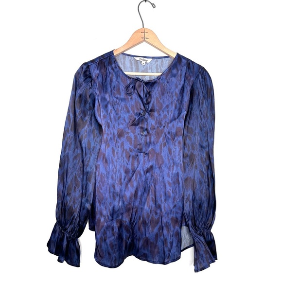 Tucker Tops - Tucker | Blue Animal Print Tie Neck Ruffle Cuff Silk Blouse Size Medium